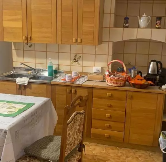 Aamiaismajoitus (B&B) Bouganville