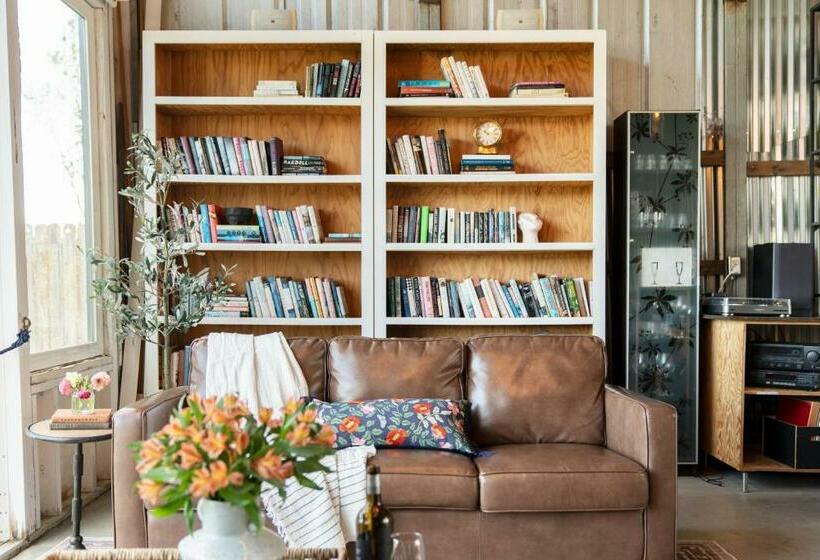 Coppola By Avantstay Explore The Wineries Near This Gorgeous Healdsburg Home W Bar Large Yard