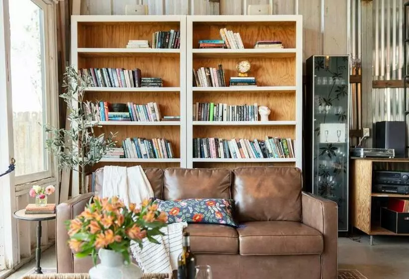 Coppola By Avantstay Explore The Wineries Near This Gorgeous Healdsburg Home W Bar Large Yard