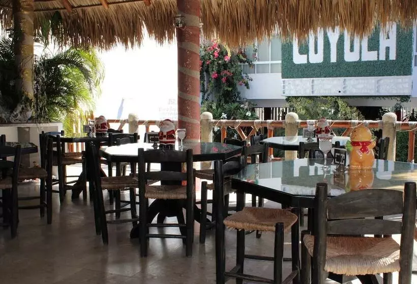 ホテル Coyula Huatulco