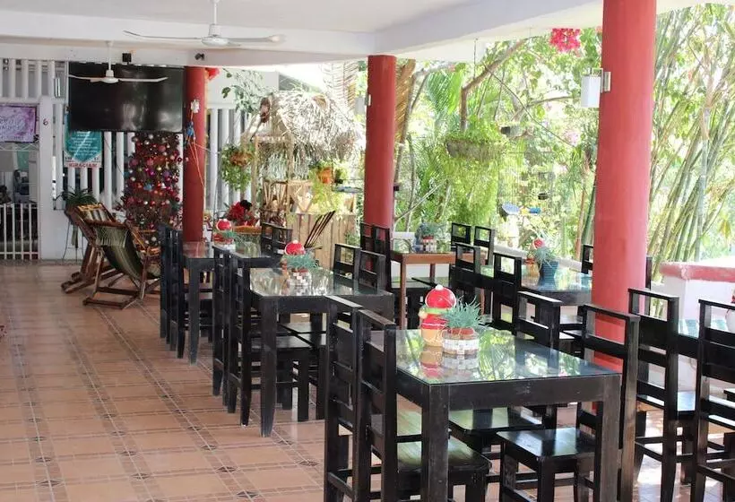 ホテル Coyula Huatulco