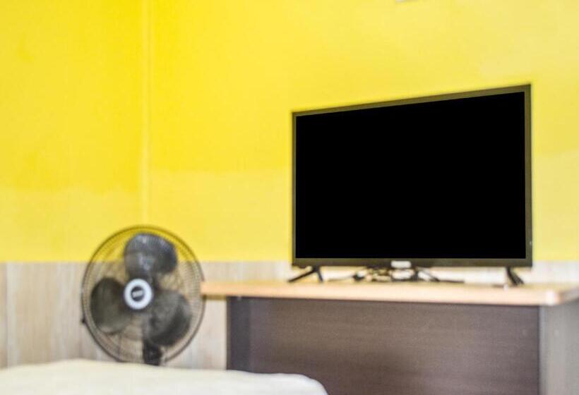 هتل Spot On 91463 Obby Guest House