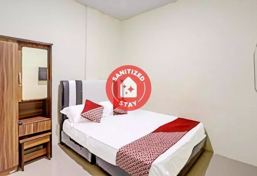 ホテル Spot On 91500 Suci Homestay Syariah