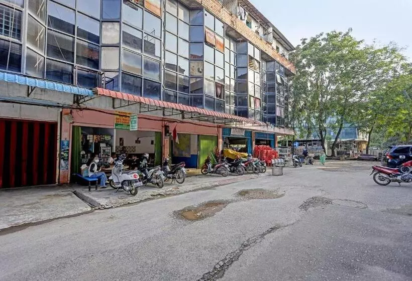 ホテル Spot On 91500 Suci Homestay Syariah