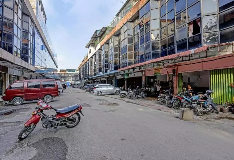 ホテル Spot On 91500 Suci Homestay Syariah