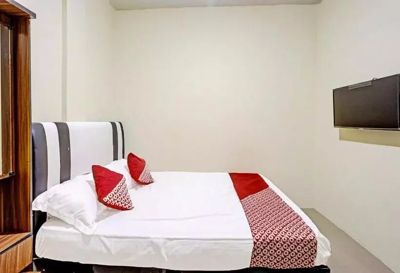 ホテル Spot On 91500 Suci Homestay Syariah