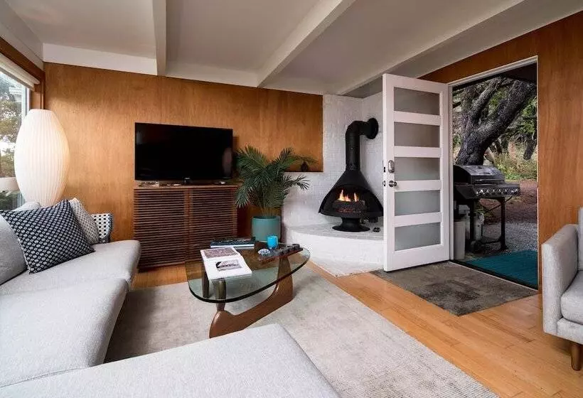 Modern Love By Avantstay Serene Home In Arch Cape W Large Yard In Great Location