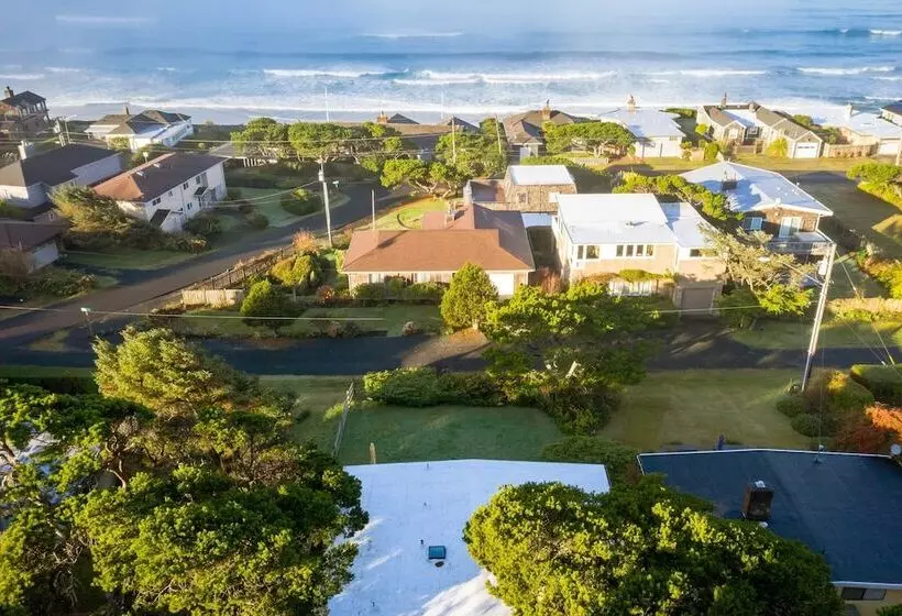 Modern Love By Avantstay Serene Home In Arch Cape W Large Yard In Great Location