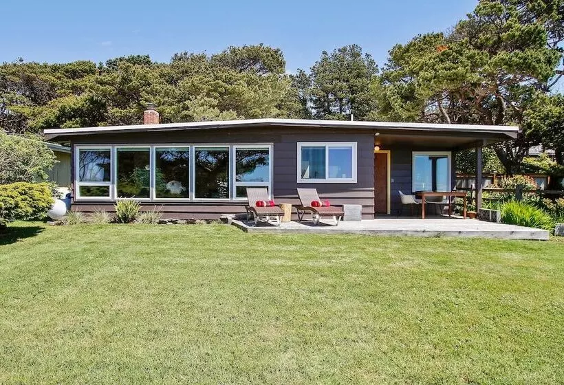 Modern Love By Avantstay Serene Home In Arch Cape W Large Yard In Great Location