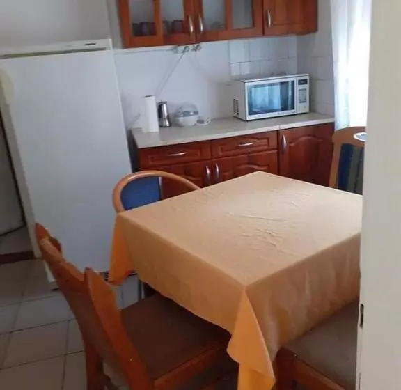 ペンション Malomtavi Vendégház Tapolca