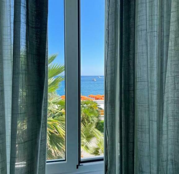 פנסיון Maniman