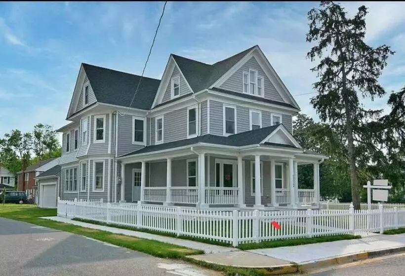 6 Bd 3ba Home Walking Distance To Downtown