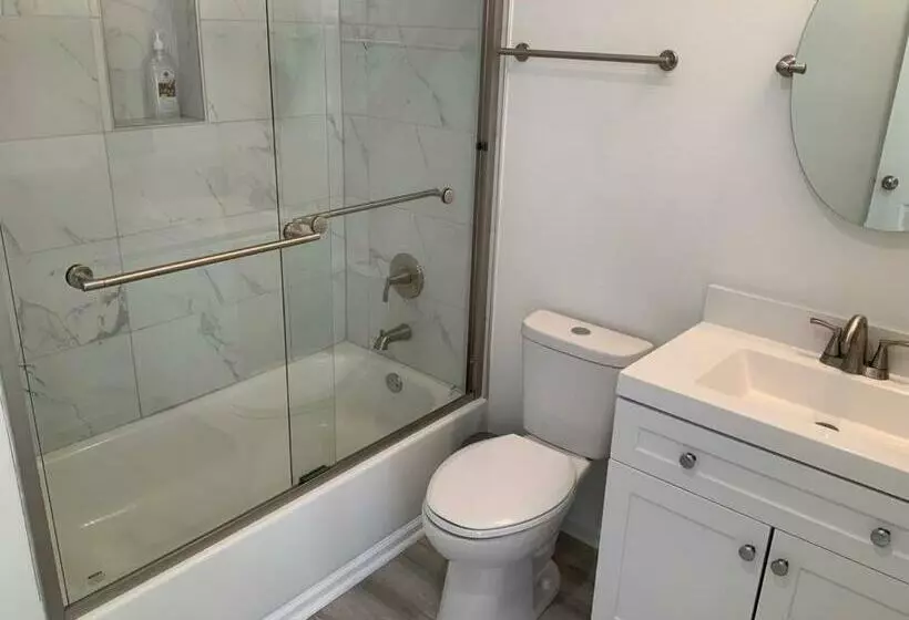 6 Bd 3ba Home Walking Distance To Downtown