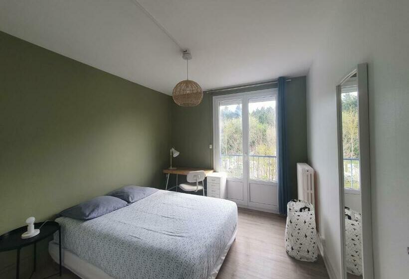 Appartement Spacieux Avec Belle Vue En Haute Ville