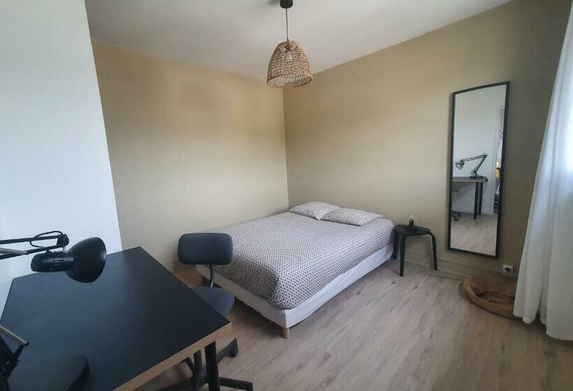 Appartement Spacieux Avec Belle Vue En Haute Ville