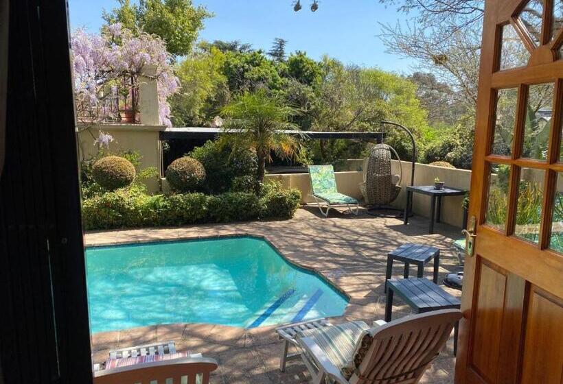 צימר Tuscan Rose