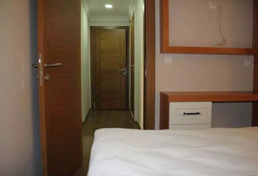 Hradission Otel Kaifa