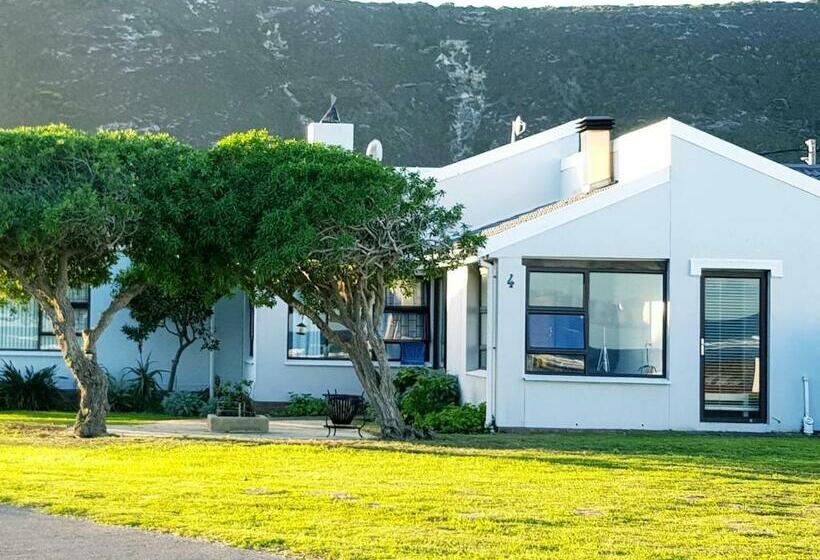 Pension 4 On Hoffman Seaview