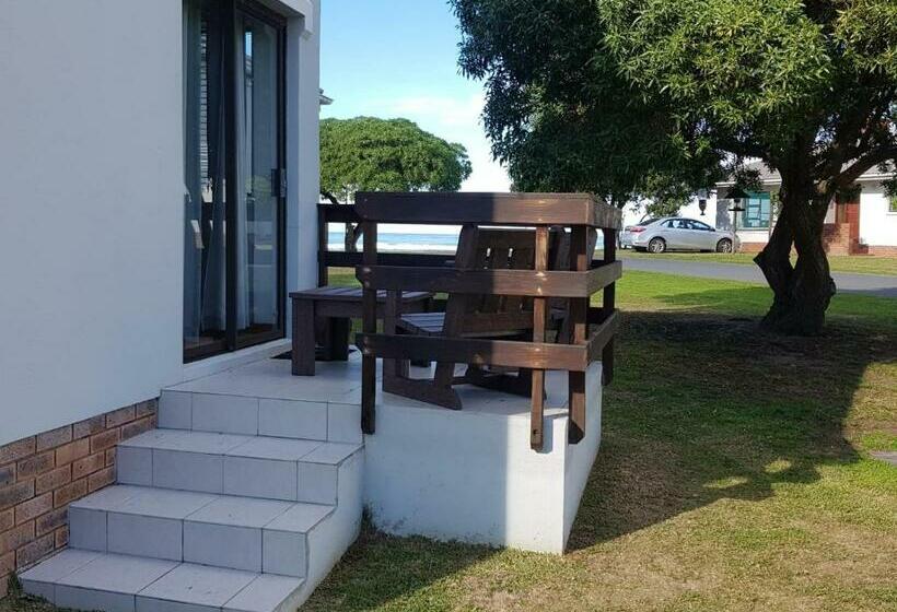 Pension 4 On Hoffman Seaview