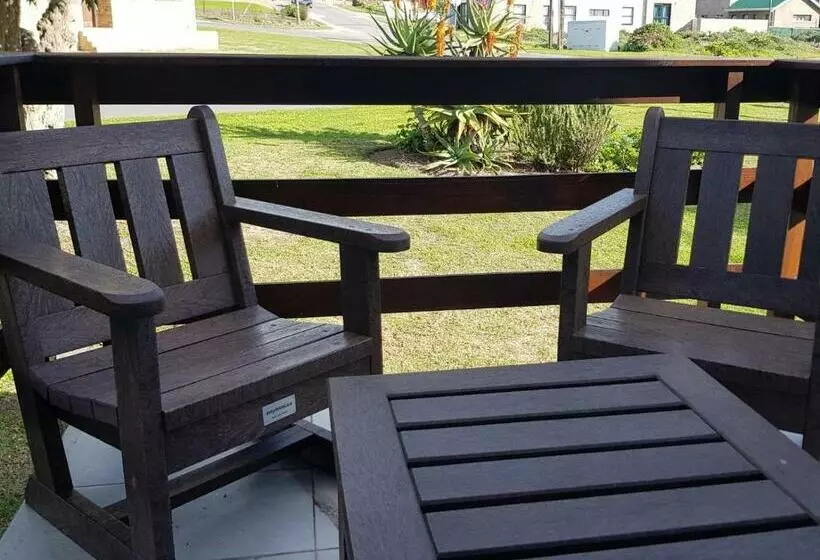 Majatalo 4 On Hoffman Seaview