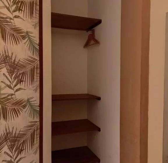 ペンション Bijao Hostel