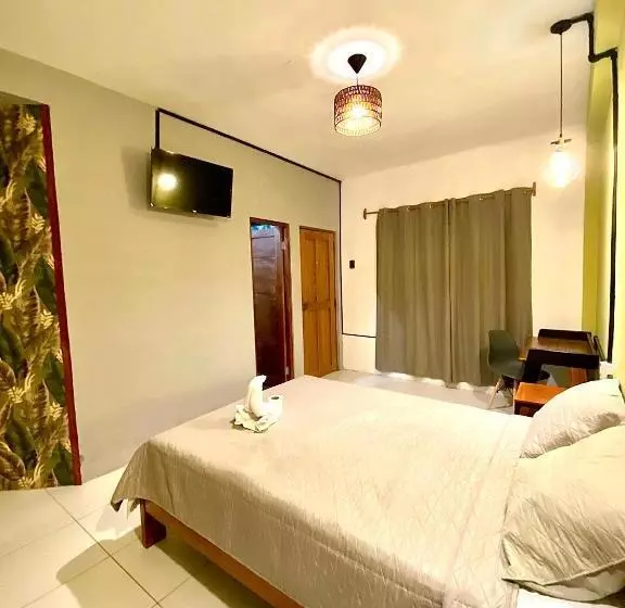 ペンション Bijao Hostel