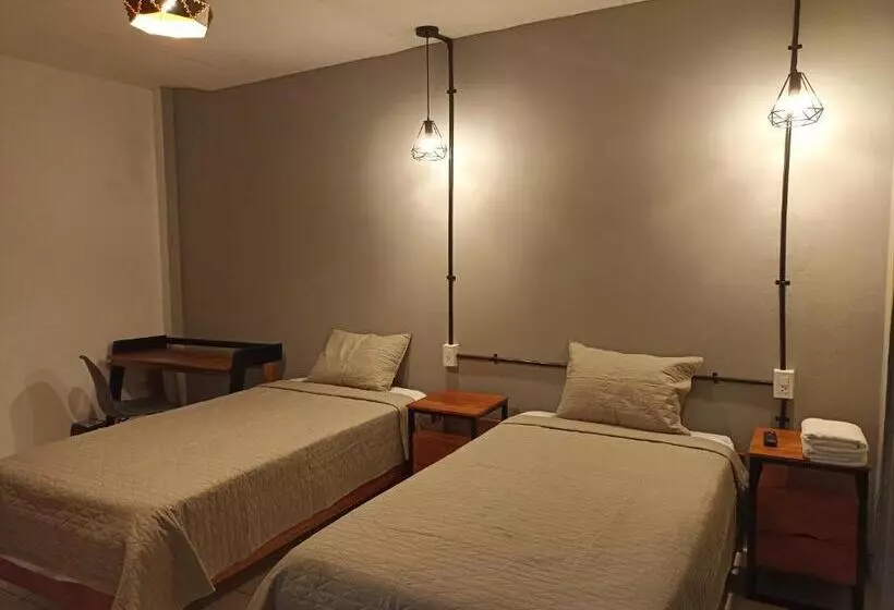 ペンション Bijao Hostel