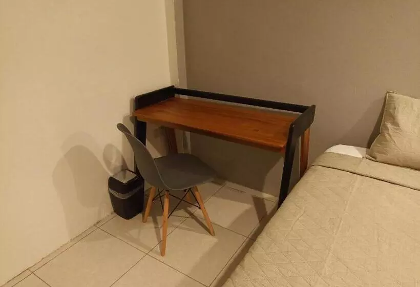 ペンション Bijao Hostel