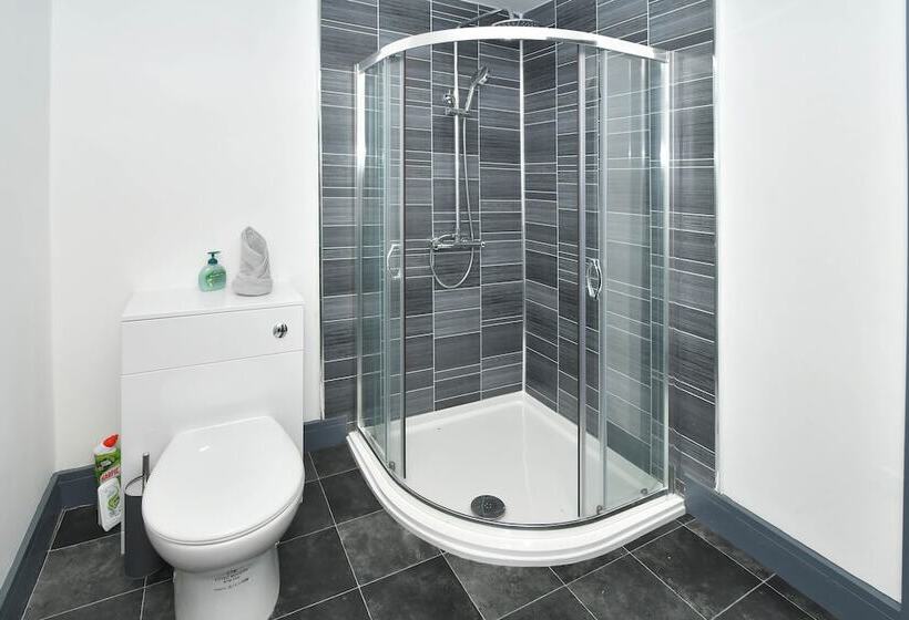 بنسيون Townhouse @ Eastwood Place Stoke