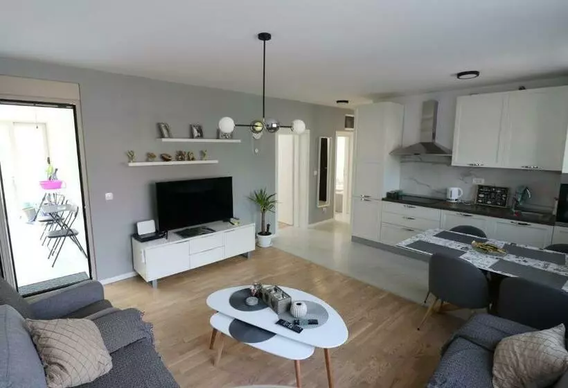 Apartment Sandrita