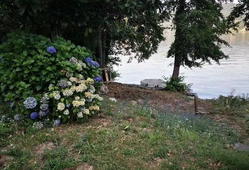 Appartamento Con Spiaggia Privata Sul Lago D Orta