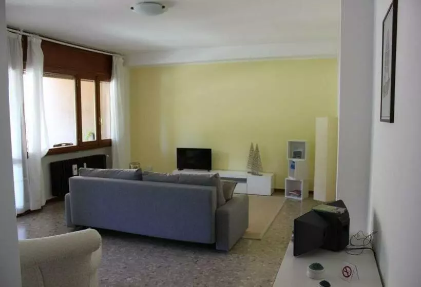 Appartamento Con Spiaggia Privata Sul Lago D Orta