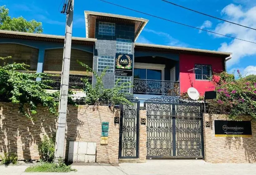 تختخواب و صبحانه Moya Résidence By Md