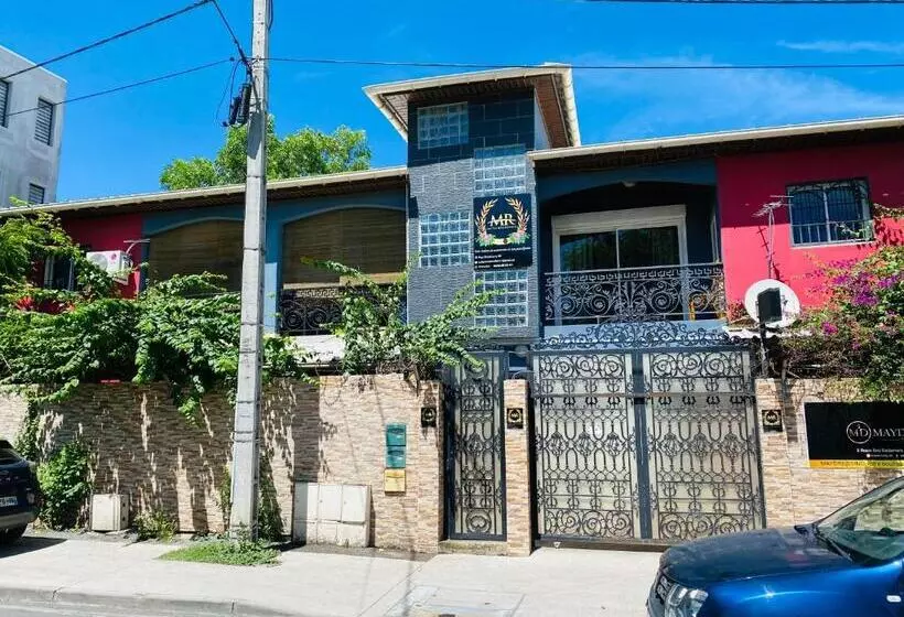 تختخواب و صبحانه Moya Résidence By Md