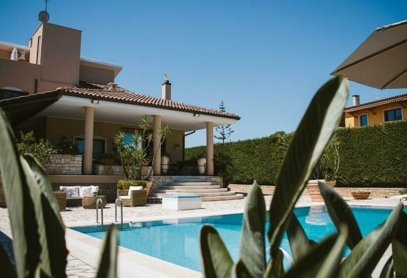 تختخواب و صبحانه Villa Pietra Bianca