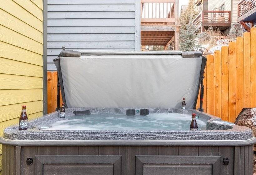 Chartreuse By Avantstay Modern Mountain Cabin In Heart Of Park City