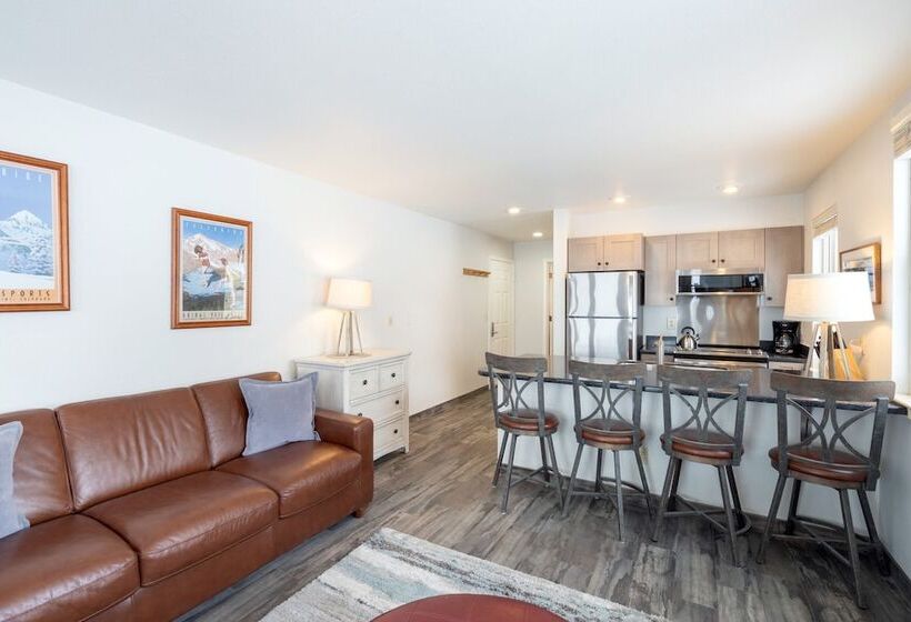 Etta Place 1 By Avantstay Ski In/ Ski Out Unit W/ Views Of The Slopes!