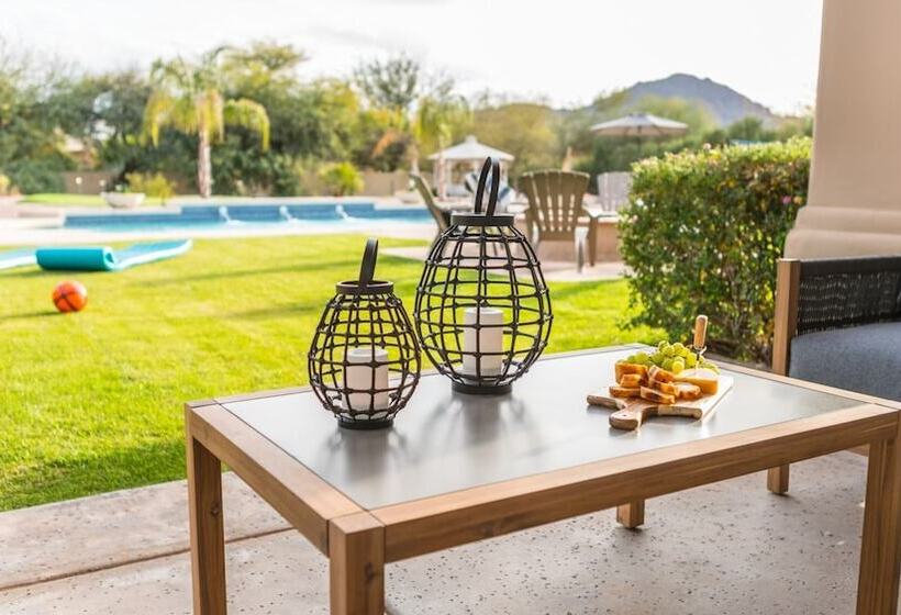 Paradise Valley By Avantstay Expansive Oasis W Putting Green Pool Mtn Views