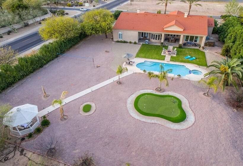 Paradise Valley By Avantstay Expansive Oasis W Putting Green Pool Mtn Views
