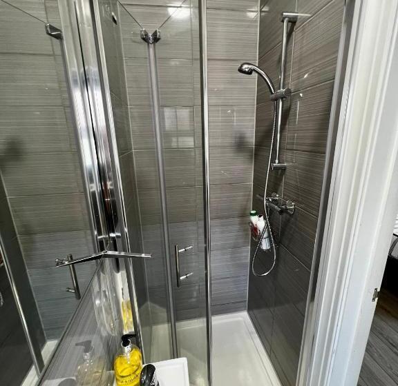 Пансион Deluxe En Suite Room In Cv1