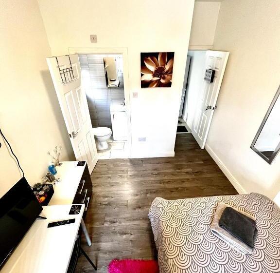 Пансион Deluxe En Suite Room In Cv1