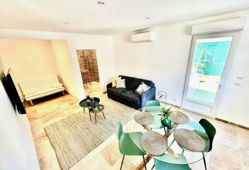 Studio With Garden   Pauseto West 4   2 Min From Beach