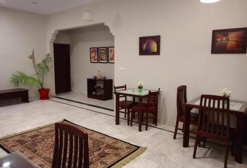 هتل Island Clifton