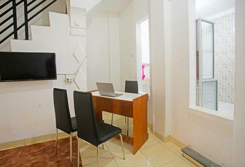 هتل Oyo 91460 Guest House Kencana Syariah