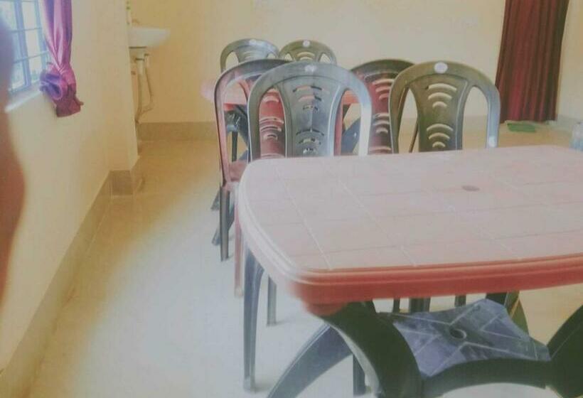 Hotel Spot On Anishiya Beach Resort