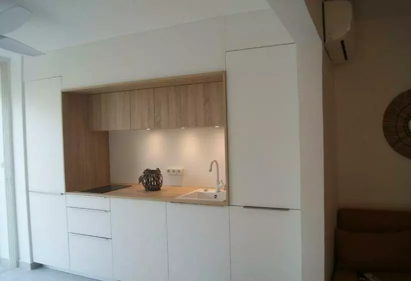 Lagoon Terrace Grand Studio