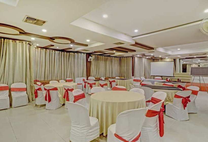 Loharkar Family Hotel L As