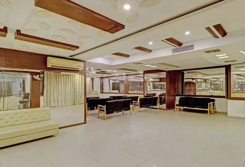 Loharkar Family Hotel L As