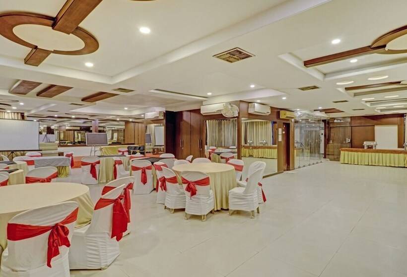 Loharkar Family Hotel L As