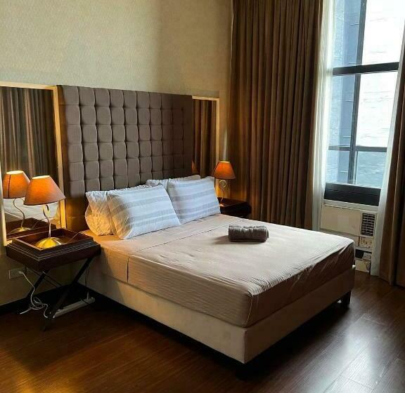 2 Bedroom Unit With 2 Balcony Poblacion Makati City